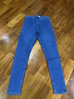 (Category: ) located in . Submitted by closetpg (Listing ID 1429471583, Image 1). Description: .