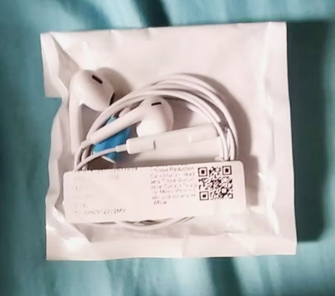 Type C416773100946083840