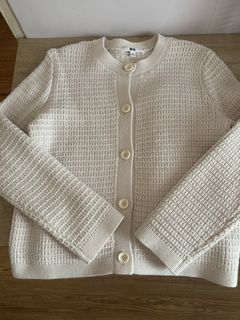 (Category: ) located in . Submitted by preloved.frommary (Listing ID 1429357330, Image 1). Description: .