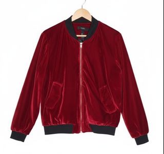 (Category: ) located in . Submitted by trendy_shop23 (Listing ID 1429412215, Image 1). Description: .