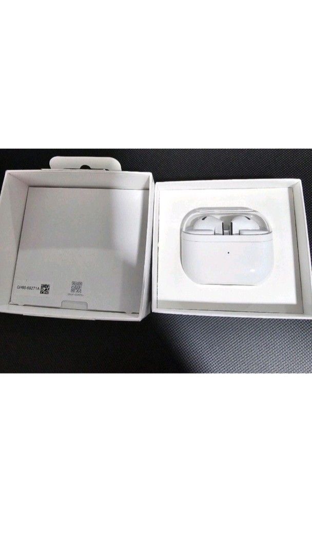 Wireless Earbuds - White414083025564477440