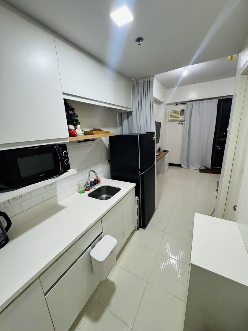 Zadia Greenfield - Tower 2 (Category: Apartments & Condos) located in Manila. Submitted by aohcee_42767b (Listing ID 1429412530, Image 1). Description: Zadia Greenfield Tower 2 Greenfield City, Santa Rosa, Laguna Details: - Unit Size: 24sqm - Studio unit - 1 bathroom - Fully Furnished - Rental Rate: 18k/mo - 1 Mos. Deposit, 1 Month Advance (association dues to be added) Furnitures and Appliances incl: - Sofa-bed (convertible to a double bed) - Ki