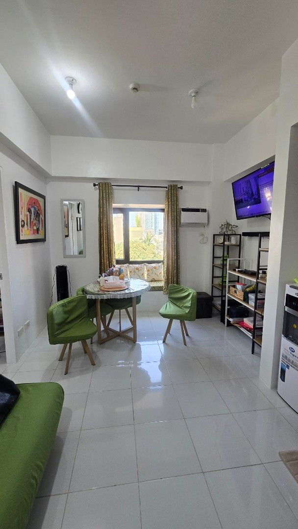 1 Bedroom Kapitolyo Pasig Condominium (Category: Apartments & Condos) located in Pasig City. Submitted by PhilBestProperties (Listing ID 1424680791, Image 1). Description: 𝐓𝐇𝐄 𝐓𝐖𝐎-𝐒𝐄𝐕𝐄𝐍 𝐑𝐄𝐒𝐈𝐃𝐄𝐍𝐂𝐄𝐒 𝐅𝐎𝐑 𝐒𝐀𝐋𝐄! 𝐒𝐚𝐧 𝐑𝐚𝐟𝐚𝐞𝐥 𝐒𝐭. 𝐁𝐫𝐠𝐲. 𝐊𝐚𝐩𝐢𝐭𝐨𝐥𝐲𝐨. 𝐏𝐚𝐬𝐢𝐠 𝐒𝐭𝐫𝐚𝐭𝐞𝐠𝐢𝐜 𝐋𝐨𝐜𝐚𝐭𝐢𝐨𝐧: 𝐓𝐡𝐞 𝐇𝐞𝐚𝐫𝐭 𝐨𝐟 𝐂𝐨𝐧𝐯𝐞𝐧𝐢𝐞𝐧𝐜𝐞 𝐓𝐰𝐨-𝐒𝐞𝐯𝐞𝐧 𝐑𝐞𝐬𝐢𝐝𝐞𝐧𝐜𝐞𝐬 𝐢𝐬 𝐬𝐢𝐭𝐮𝐚𝐭𝐞𝐝 𝐢𝐧