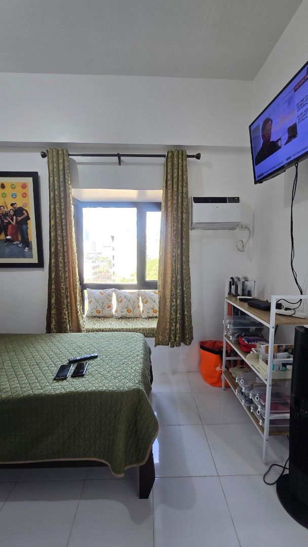 1 Bedroom Kapitolyo Pasig Condominium (Category: Apartments & Condos) located in Pasig City. Submitted by PhilBestProperties (Listing ID 1424680791, Image 3). Description: 𝐓𝐇𝐄 𝐓𝐖𝐎-𝐒𝐄𝐕𝐄𝐍 𝐑𝐄𝐒𝐈𝐃𝐄𝐍𝐂𝐄𝐒 𝐅𝐎𝐑 𝐒𝐀𝐋𝐄! 𝐒𝐚𝐧 𝐑𝐚𝐟𝐚𝐞𝐥 𝐒𝐭. 𝐁𝐫𝐠𝐲. 𝐊𝐚𝐩𝐢𝐭𝐨𝐥𝐲𝐨. 𝐏𝐚𝐬𝐢𝐠 𝐒𝐭𝐫𝐚𝐭𝐞𝐠𝐢𝐜 𝐋𝐨𝐜𝐚𝐭𝐢𝐨𝐧: 𝐓𝐡𝐞 𝐇𝐞𝐚𝐫𝐭 𝐨𝐟 𝐂𝐨𝐧𝐯𝐞𝐧𝐢𝐞𝐧𝐜𝐞 𝐓𝐰𝐨-𝐒𝐞𝐯𝐞𝐧 𝐑𝐞𝐬𝐢𝐝𝐞𝐧𝐜𝐞𝐬 𝐢𝐬 𝐬𝐢𝐭𝐮𝐚𝐭𝐞𝐝 𝐢𝐧