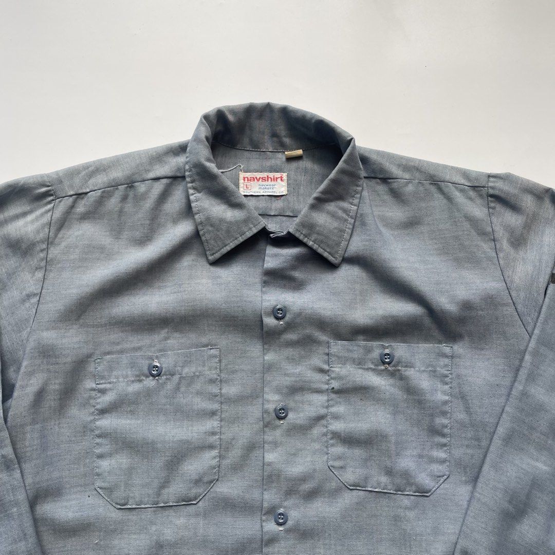 80s USN Chambray Work Shirt (Category: Tshirts & Polo Shirts ) located in Manaoag. Submitted by mayonaise.store (Listing ID 1424618999, Image 2). Description: 80s US Navy Chambray Work Shirt Pit to pit 23.5 Length 28 Shoulder 18 Sleeve 25.