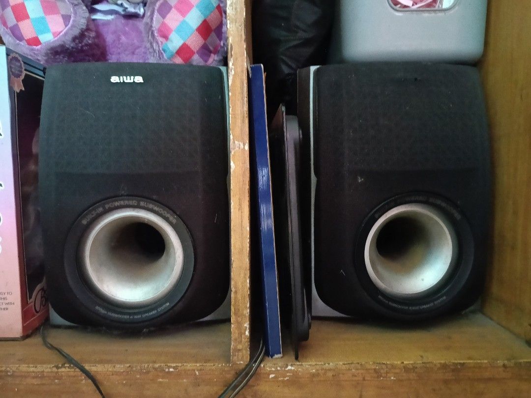 Aiwa Speaker (Category: Soundbars, Speakers & Amplifiers) located in Marilao. Submitted by kaliesther (Listing ID 1424656167, Image 1). Description: .