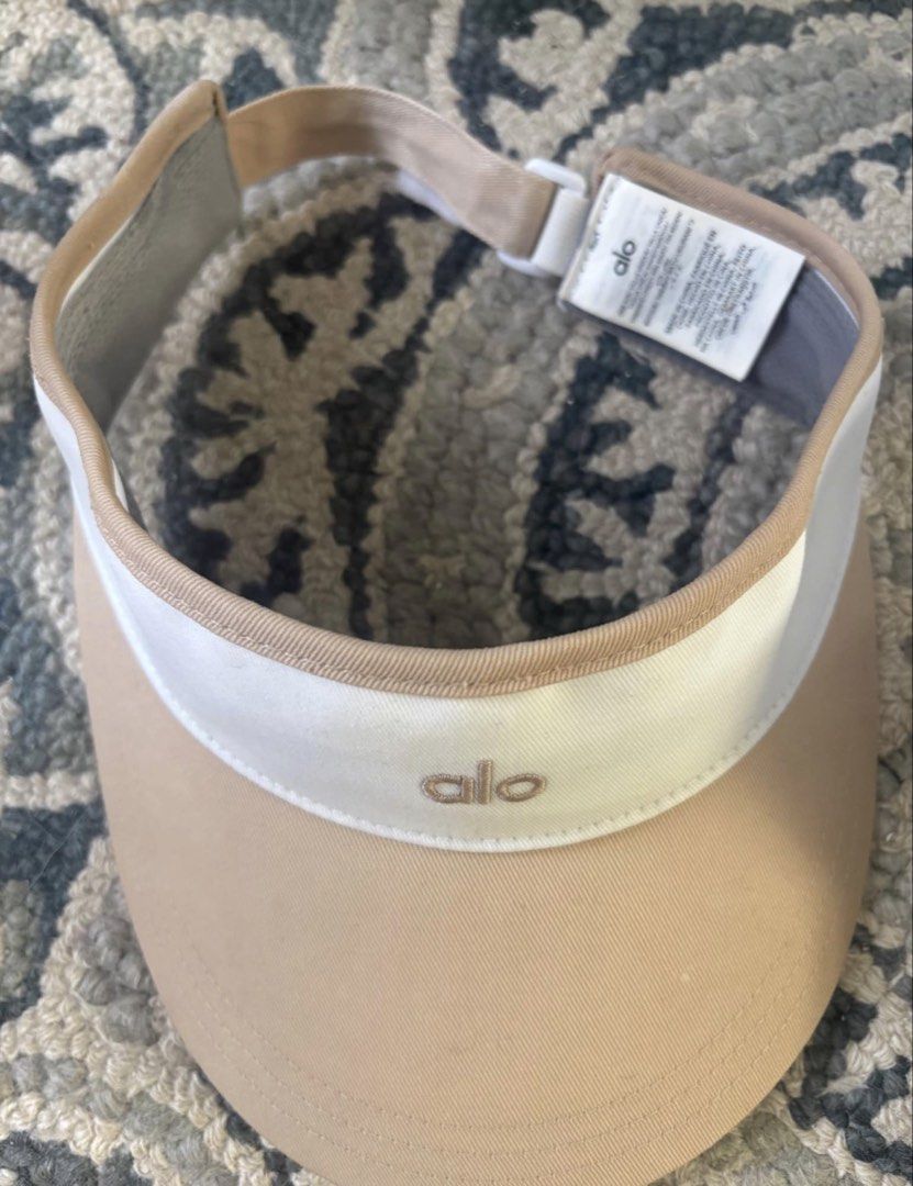 Alo Visor Cap (Category: Activewear) located in Quezon City. Submitted by flourency (Listing ID 1424608839, Image 2). Description: Authentic Alo Yoga Visors - Used only for a few times - Like new condition 3,500 for both :) Location: Rockwell - Weekdays | Katipunan - Weekends.
