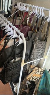 (Category: ) located in . Submitted by thriftythreadsco (Listing ID 1424675143, Image 1). Description: .