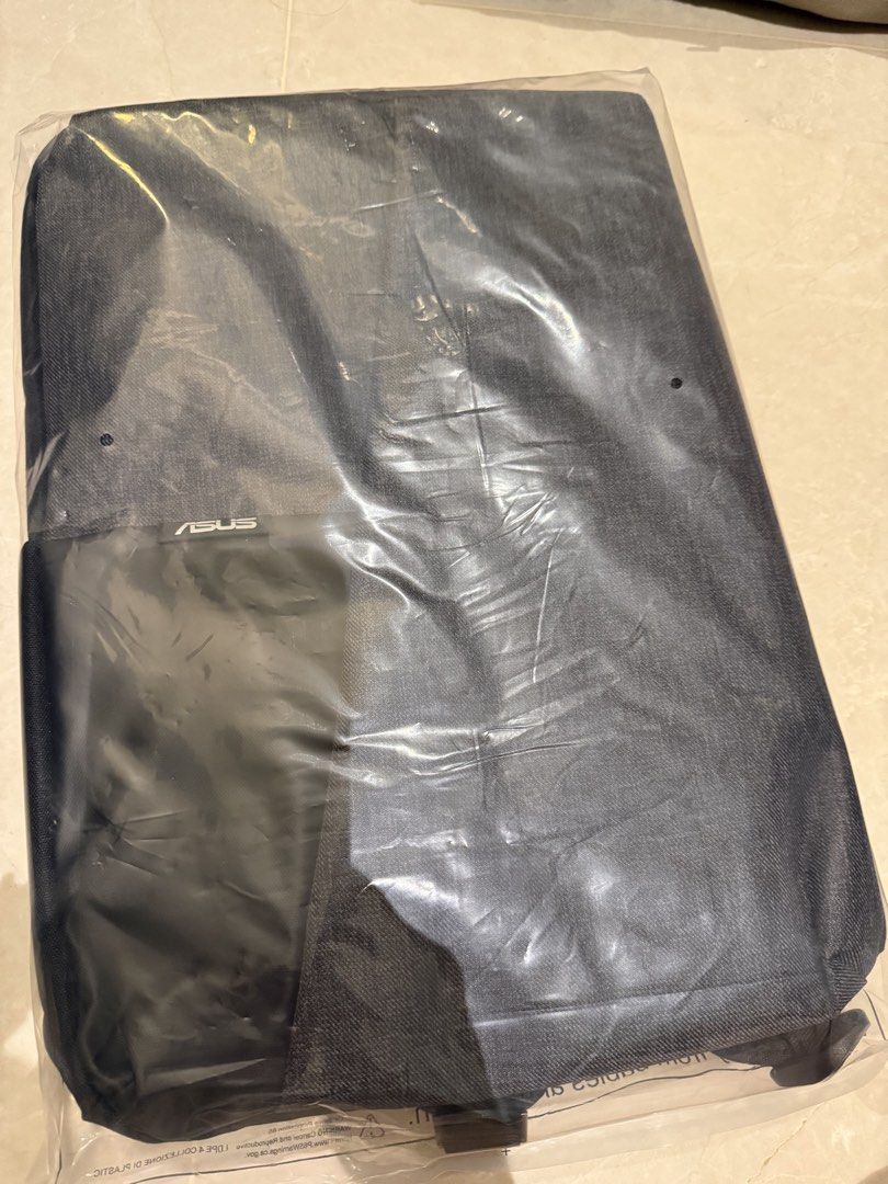 ASUS Laptop Backpack - Brand New445060600468623360