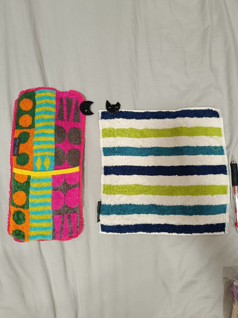 Atsuko Matano Striped and Patterned Towel and Tissue holder (Category: Bedding & Towels) located in Makati City. Submitted by jstreasuredfinds (Listing ID 1424679121, Image 1). Description: Complete your cute and cozy corner with Atsuko Matano face towel and matching tissue holder 🐱✨ Soft, high-quality Japan fabric that’s gentle on the skin — plus a tissue holder that adds that playful cat charm to your space. Perfect for your bathroom, vanity, 