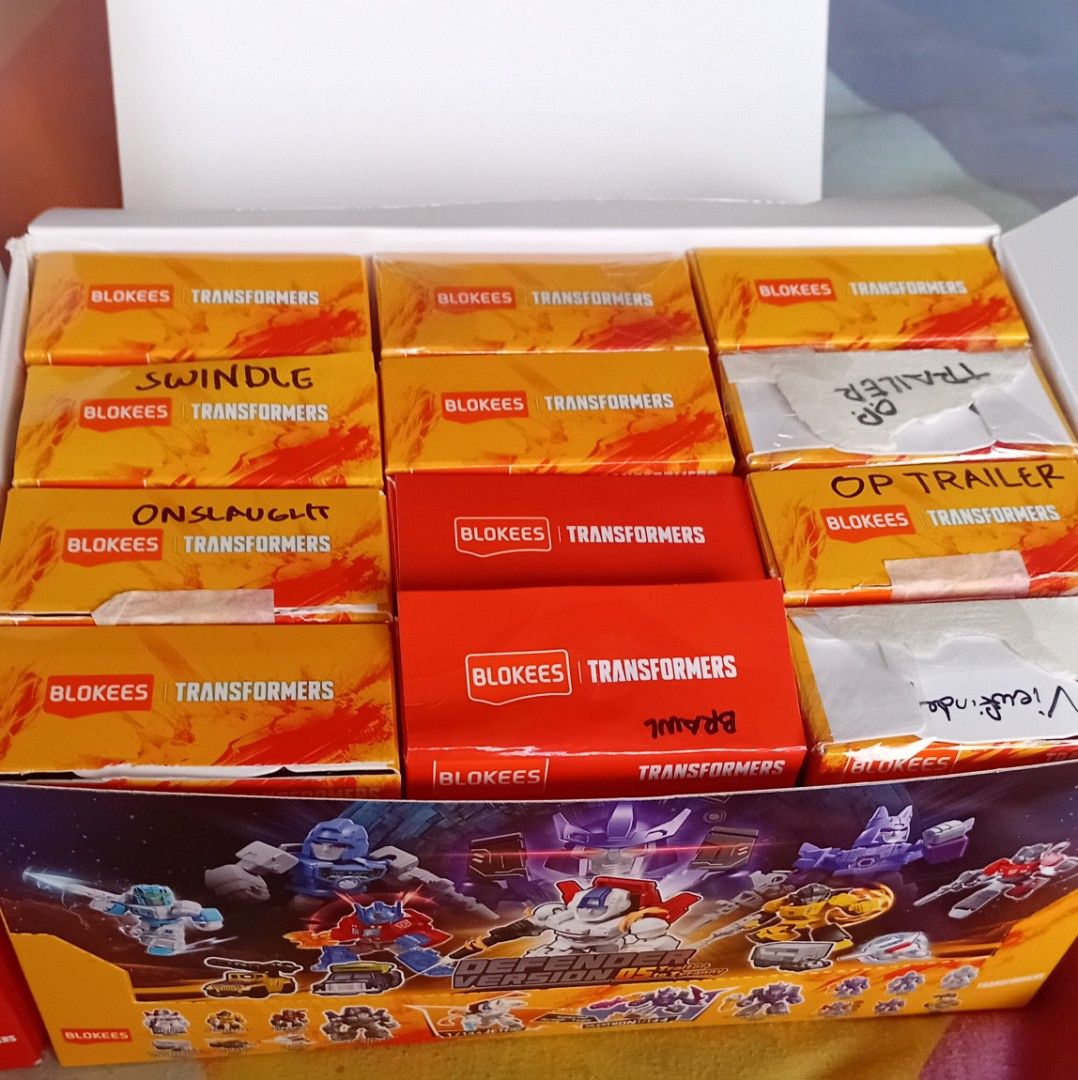Blokees Transformers Defender Version 04 & 05 (Category: Vehicle & Diecast Models) located in San Mateo. Submitted by kittenmallows (Listing ID 1424582741, Image 2). Description: Blokees Transformers Defender Version 04 & 05 Dupes - 50php /each All are unbuilt. SG Soundwave - 1 Refraktor/Viewfinder - 1 Cyclonus - 1 OP Trailer - 1 Wheeljack Vehicle - 1 Rodimus Vehicle - 1 Brilliant Hound - 1 Shipping fee +49php via LBC..