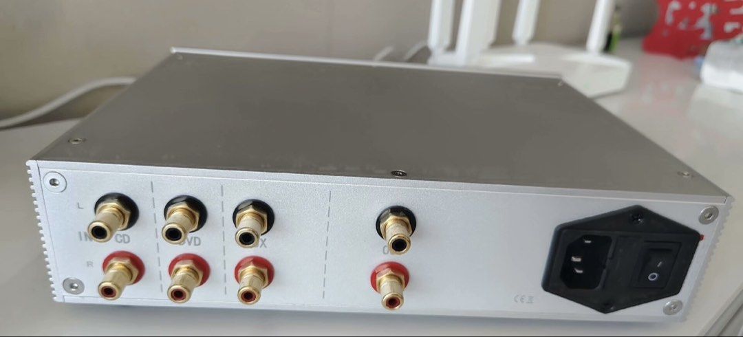 BRZHIFI Preamplifier - Excellent Condition460824169625036801
