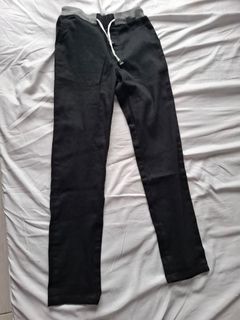 (Kategori: ) berada di . Dikirim oleh hellohellothrift (ID iklan 1424560083, Gambar 1). Deskripsi: .