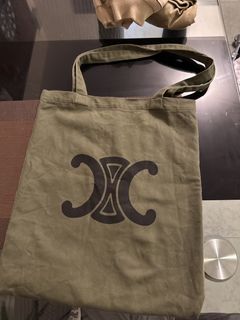（分類：）位於 。 由 Theowni 提交（商品編號 1424652936，圖片 1）。簡介： 。