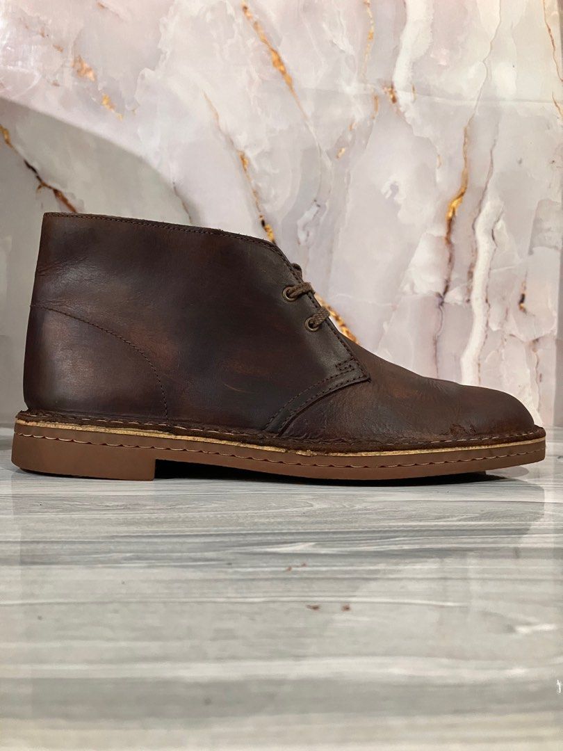 CLARKS BROWN LEATHER BOOTS SIZE 9 MEN (Category: Casual Shoes) located in General Mariano Alvarez. Submitted by adonid (Listing ID 1424577518, Image 1). Description: CLARKS BROWN LEATHER BOOTS ORIGINAL CLARKS BROWN LEATHER BOOTS GOOD CONDITION NORMAL SIGN OF USAGE ONLY SIZE 9 MEN.