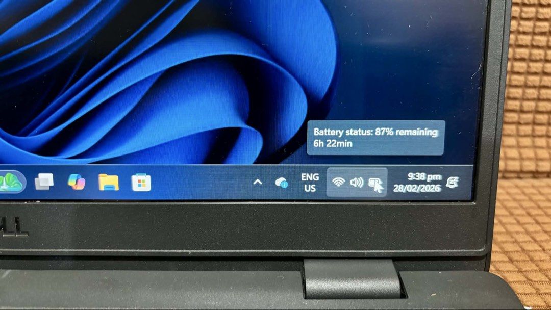 Dell Latitude 3420 Laptop (Category: Laptops & Notebooks) located in Binan City. Submitted by rdgerevilla (Listing ID 1424524706, Image 2). Description: - Dell Latitude 3420 - Intel Core i7-1165G7 processor - 32GB RAM - 954GB storage - Windows 11 Pro - Battery: 87% remaining (6 hours 22 minutes) - Black finish - Product ID: 00355-62814-04696-AAOEM.