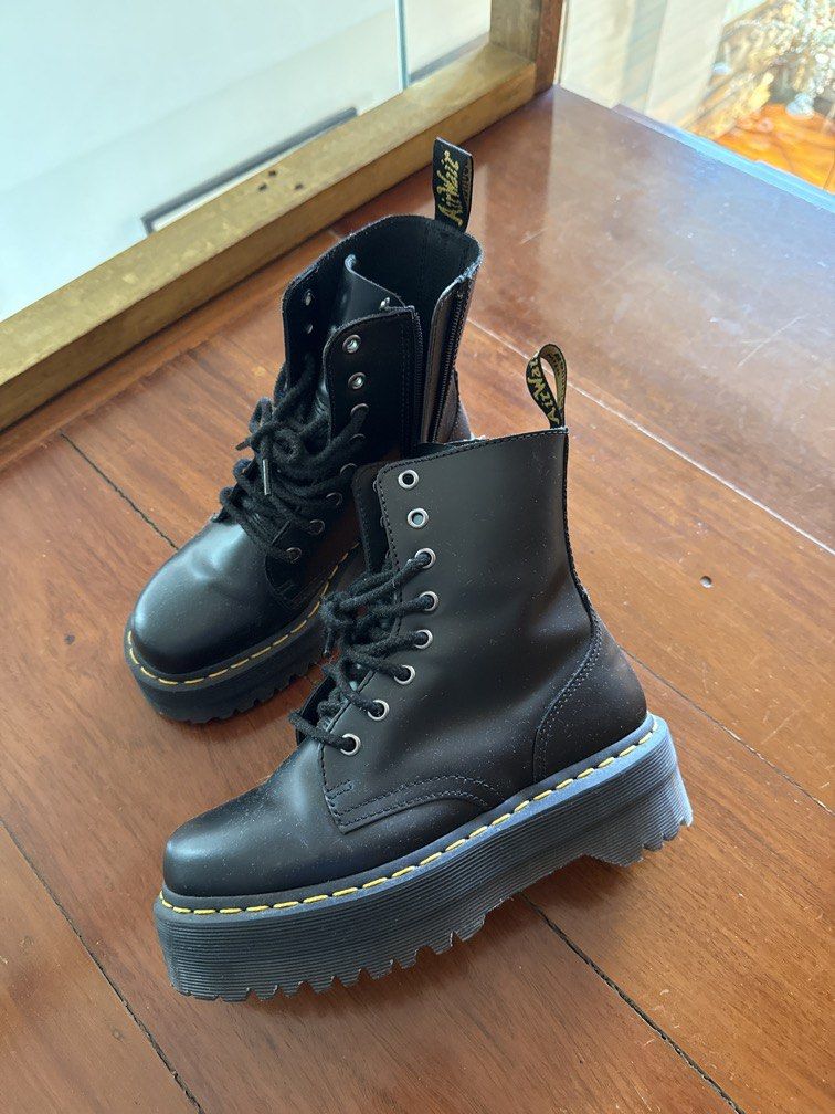 Dr. Martens jadon boots platform dr martens (Category: Boots) located in Quezon City. Submitted by gon.zie (Listing ID 1424527603, Image 1). Description: Retails for 10k+ Used once or twice only, no heel drag No box Slightly nego.