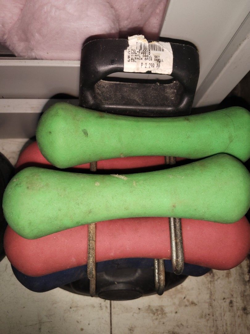 Dumbells set with stand (Category: Health Monitors & Weighing Scales) located in Cebu City. Submitted by summerinma15312 (Listing ID 1424539343, Image 2). Description: bought for 2k+. slightly used, nastandby nalang po ito dito..