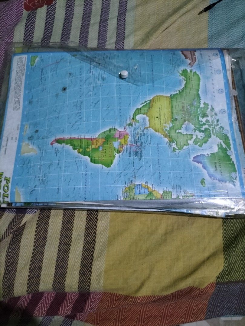 40Pcs. Educational Charts and Posters (Category: Textbooks) located in Cavite. Submitted by howl.jenkins.pendragon (Listing ID 1424636555, Image 1). Description: - World Map, Philippine History, Periodic table, Anatomy, Human Body etc.. - 40+ pieces charts - Assorted educational charts and posters. - Topics include: Filipino, History, English, Science, Maps, and Math. - Items are protected in plastic sleeves. - Ideal for students and learners of 