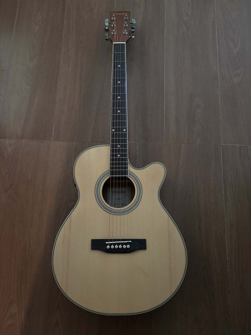 Fernando Guitar (Used only Once) (Category: Other Audio Equipment) located in San Pedro. Submitted by carou56483 (Listing ID 1424588056, Image 2). Description: Used only once, Decluttering, .