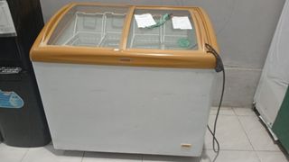 (Kategori: ) berada di . Dikirim oleh regiammeyer (ID iklan 1424565151, Gambar 1). Deskripsi: .