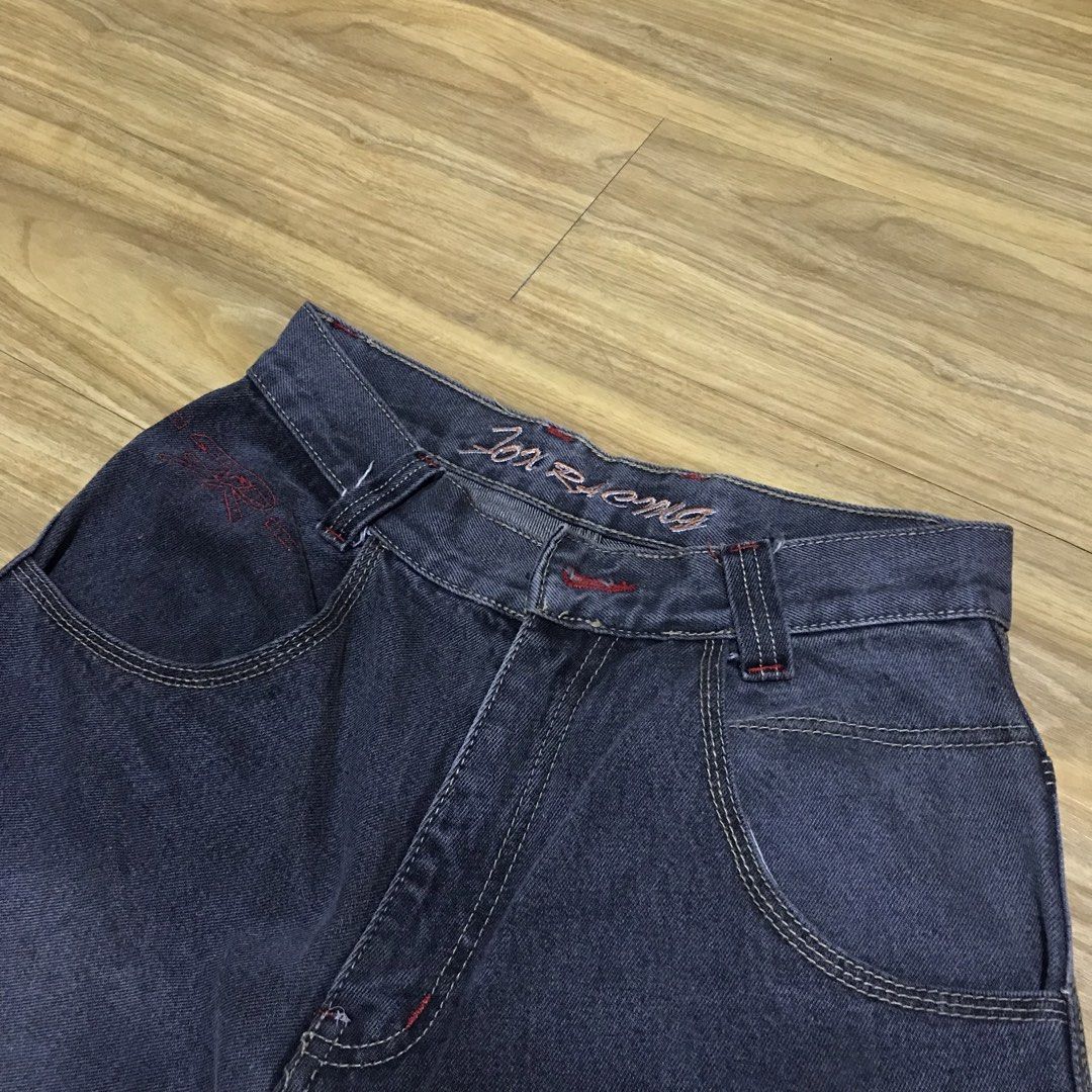 Fox Sports Jeans (Category: Jeans) located in Santa Rosa. Submitted by stop_n_sh0p (Listing ID 1424552096, Image 3). Description: - Fox Sports jeans - Unique pocket design - Classic fit - Dark wash - Red stitching - Comfortable for casual wear - Suitable for everyday use Fox racing vtg pants 1,200 29-30 waist line Comment “mine” if you want this.