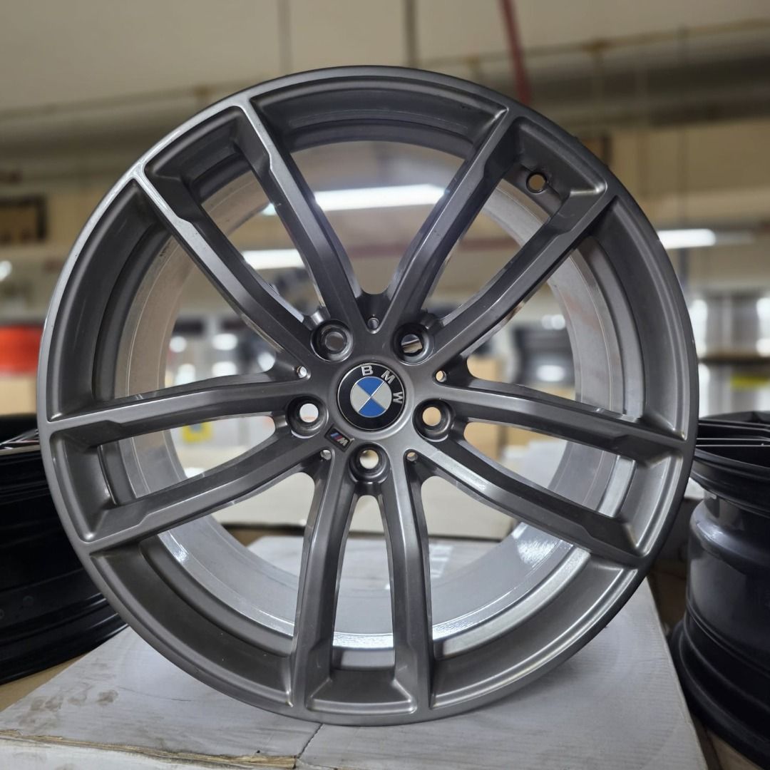 Genuine 18-inch BMW 662M Wheels, Car Accessories, Tyres & Rims, New ...