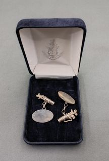 (Category: ) located in . Submitted by a_treasures (Listing ID 1424523253, Image 1). Description: .