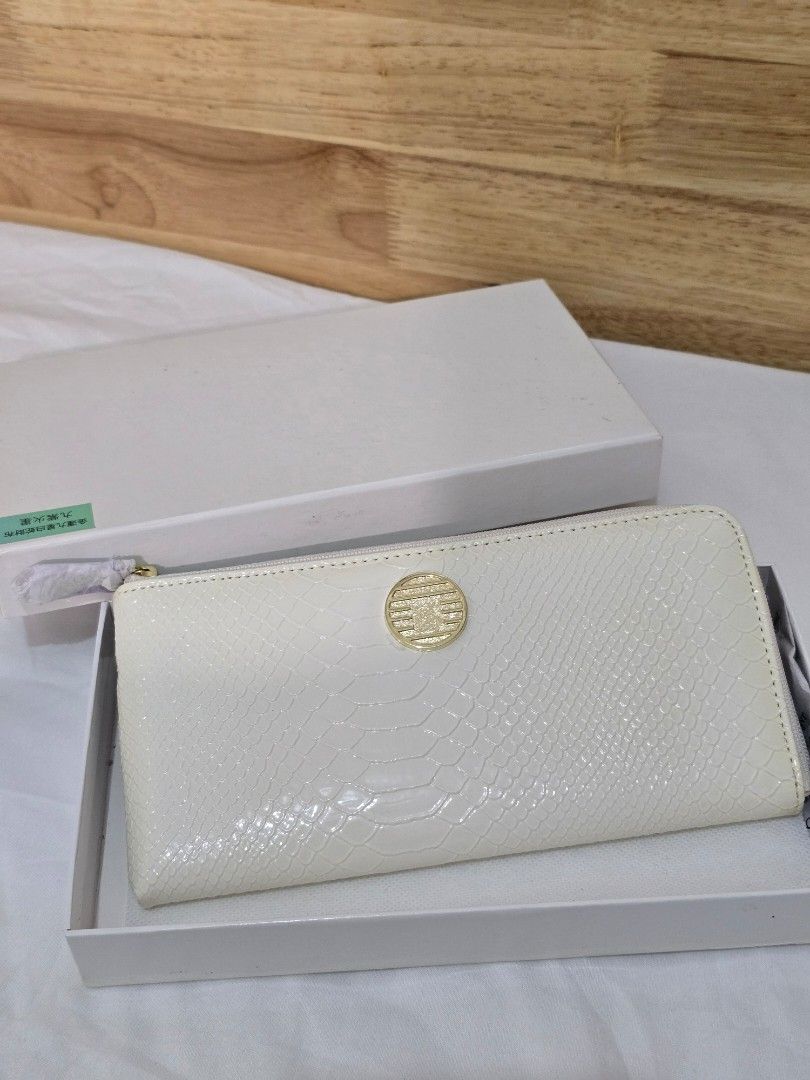 Good Fortune Snake Long Wallet 24 Card Slots (Category: Wallets & Card holders) located in Cavite. Submitted by everythingjapan (Listing ID 1424674060, Image 1). Description: new fortune 9 star snake wallet may show signs of storage but guaranteed unused 24 card slots bill compartments open pocket dimensions: 8 x 4 inches.