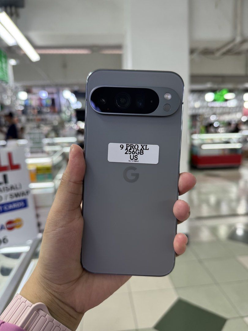 Google Pixel 9 Pro XL 256GB Factory Unlock No Issue Secondhand (Category: Google Pixel) located in Pasig City. Submitted by FarAndRayShop (Listing ID 1424571987, Image 1). Description: OPEN FOR SWAP/SELLING/BUYING (RFS: Buy and Sell) Price: 38,499 Google Pixel 9 Pro XL 256GB •FACTORY UNLOCK •NO HIDDEN ISSUES •TEST TO SAWA •Authentic Phone Physical store in Greenhills Shopping Center XD-07 Stall Number Look For Rayray Or Anika NO CASH INSTALLMENT 