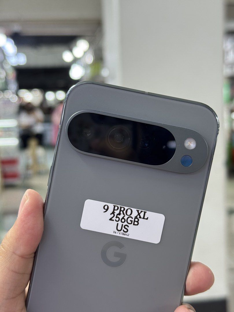 Google Pixel 9 Pro XL 256GB Factory Unlock No Issue Secondhand (Category: Google Pixel) located in Pasig City. Submitted by FarAndRayShop (Listing ID 1424571987, Image 2). Description: OPEN FOR SWAP/SELLING/BUYING (RFS: Buy and Sell) Price: 38,499 Google Pixel 9 Pro XL 256GB •FACTORY UNLOCK •NO HIDDEN ISSUES •TEST TO SAWA •Authentic Phone Physical store in Greenhills Shopping Center XD-07 Stall Number Look For Rayray Or Anika NO CASH INSTALLMENT 