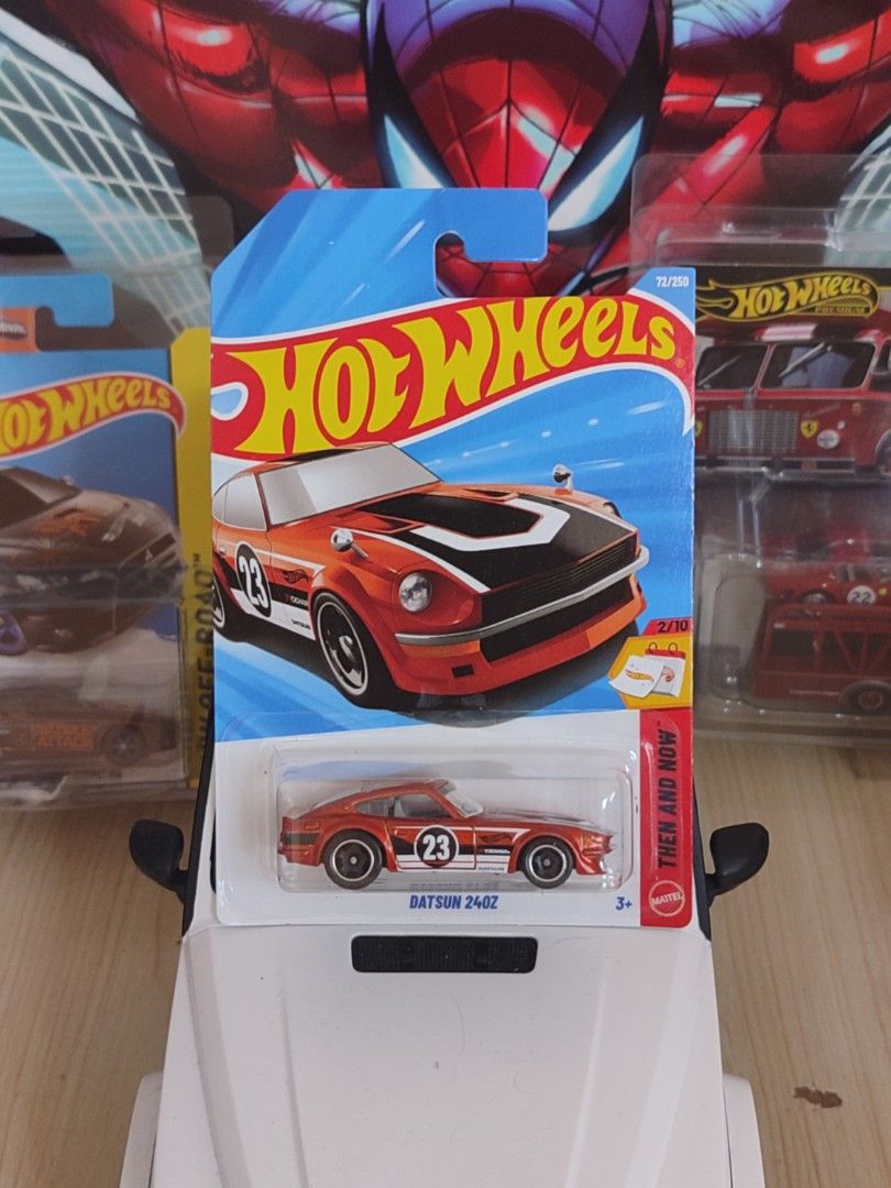 Hot Wheels Datsun 240Z (Orange) // 130php (Category: Vehicle & Diecast Models) located in Quezon City. Submitted by edrielgp (Listing ID 1424697590, Image 1). Description: Please CHECK my other Hot Wheels and other items listed for sale in my profile. Bawal sa maselan Can do COD around visayas ave quezon city and around congressional avenue near sm cherry, circle c, but it depends on the schedule and time. If malayo diyan, payment first gcash del