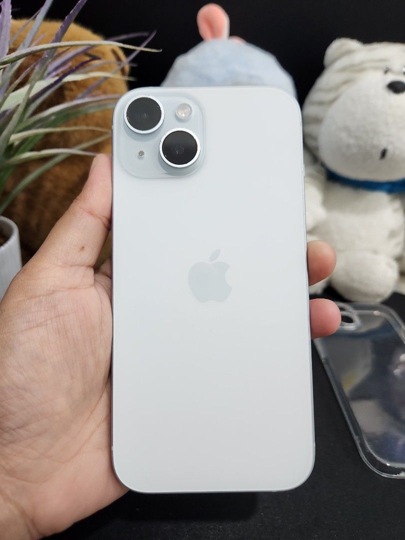 IPHONE 15 128GB 90% (Category: iPhone 15 Series) located in Mandaluyong City. Submitted by cellspaceph (Listing ID 1424548198, Image 1). Description: IPHONE 15 128GB factory unlocked 90% battery health All working Any sim issue: minimal dent Php26,000 ‼️ with cable,case no swap 📍near mrt shaw .
