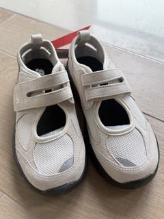 （分類：）位於 。 由 namchuhk 提交（商品編號 1424556423，圖片 1）。簡介： 。