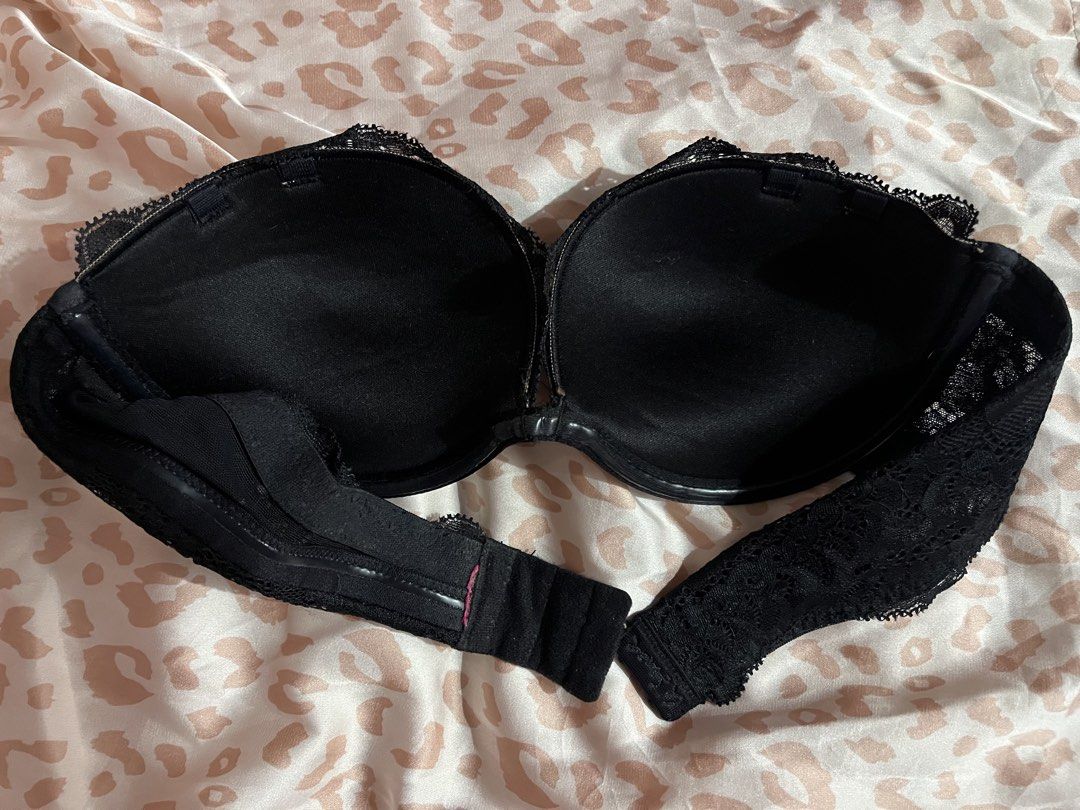 la senza Strapless/ Jezebel (Category: Undergarments & Loungewear) located in Caloocan City. Submitted by Gucci00021 (Listing ID 1424615861, Image 2). Description: la senza strapless cut tag 34B 450 jezebel 34B 300.