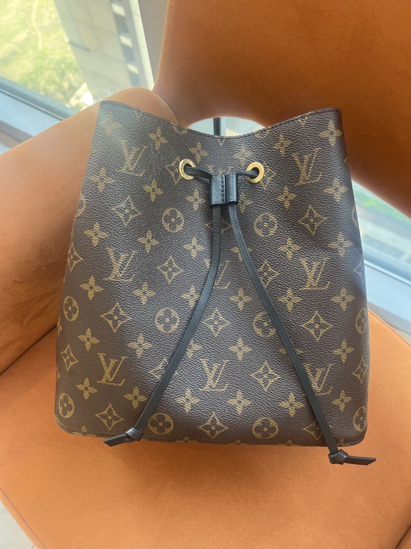 Louis Vuitton Neo Noe Monogram Bucket Bag (Category: Luxury Bags & Wallets) located in Taguig. Submitted by raraofpursemaison (Listing ID 1424585521, Image 1). Description: This LV bag meant for Champagne, the Neo Noe bag! 9.3/10 condition with small white mark on the front and minimal hairline scratches on the hardwares. Inclusions: dust bag, detachable strap, and Entrupy certificate .