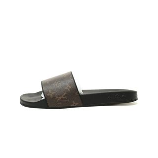 (Category: ) located in . Submitted by sneakers-shop (Listing ID 1424654930, Image 1). Description: .
