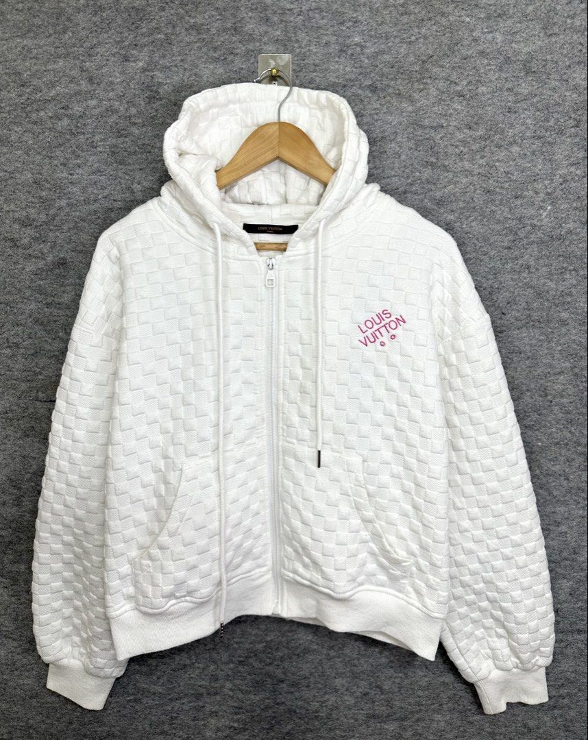 Louis Vuitton White Checkered Hoodie (Category: Luxury Apparel) located in Daet. Submitted by kevsquintela (Listing ID 1424579792, Image 1). Description: .