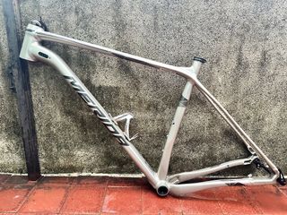 （分類：）位於 。 由 buglat41 提交（商品編號 1424701296，圖片 1）。簡介： 。