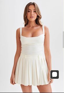 (Category: ) located in . Submitted by omgshoes (Listing ID 1424603747, Image 1). Description: .