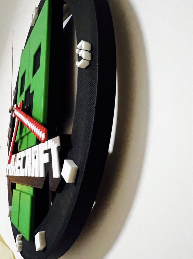 Minecraft clock （分類：其他家庭電器）位於 Hong Kong。 由 aaa4ever 提交（商品編號 1424669392，圖片 2）。簡介： Diameters 23.5cm。