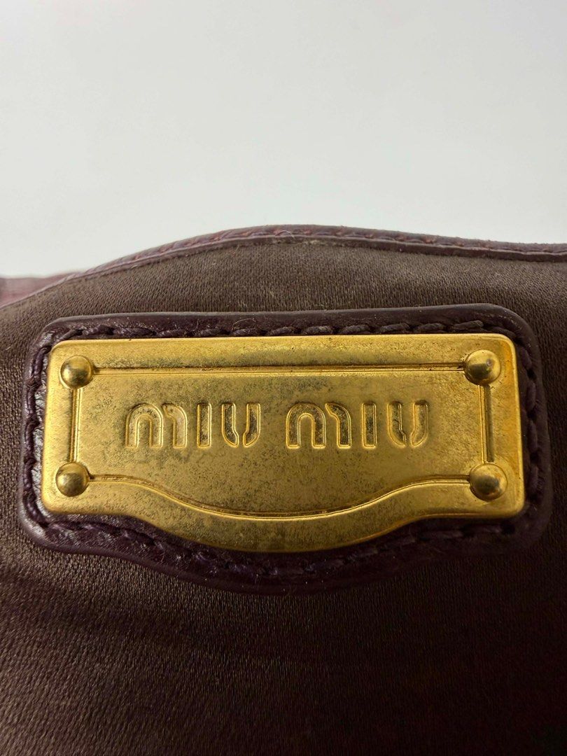 Miu Miu Leather Handbag (Category: Luxury Bags & Wallets) located in Bayambang. Submitted by aevan143 (Listing ID 1424592884, Image 2). Description: Minimal sign of usage.
