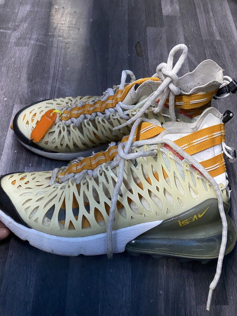 Nike Air Max 270 SP SOE ISPA (Category: Sneakers) located in Pasig City. Submitted by bootsoftravel_ph (Listing ID 1424662151, Image 3). Description: Nike Air Max 270 SP SOE ISPA used - good FOR SALE No box 9 /10 Condition Issue: no issue Price ₱ 2,495 only size: EU 40 / UK 6 / US 7 Guaranteed 100% Legit 💯 We ship nationwide 🚚.