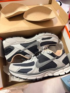 (Category: ) located in . Submitted by awesomeone (Listing ID 1424522260, Image 1). Description: .
