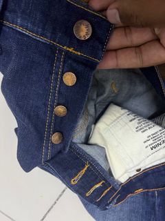(Category: ) located in . Submitted by vamos_store (Listing ID 1424684661, Image 1). Description: .