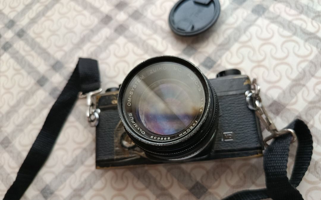 Olympus OM2 Film Camera (Category: Cameras) located in Tanay. Submitted by miabernardine (Listing ID 1424577786, Image 3). Description: Olympus OM2 Film Camera For Sale with 50 mm lens not used for a long time minor issue.
