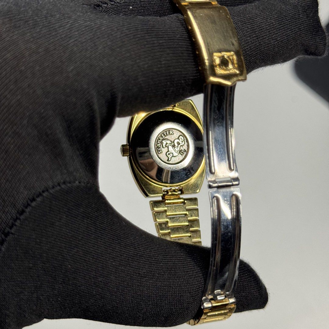 Omega Seamaster Gold Watch (Category: Luxury Watches) located in Manila. Submitted by vantageph_02 (Listing ID 1424542231, Image 2). Description: OMEGA " Seamaster " Automatic Ladies Watch 26mm case size Swiss Made All original Full links Newly serviced 3 month service warranty ₱35,000 Meetups anywhere in metro manila Otherwise shipping via Lalamove/LBC.