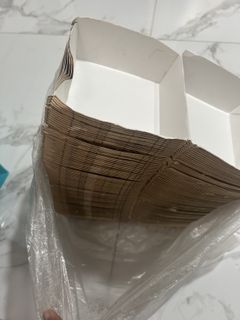 （分類：）位於 。 由 floatinggelly 提交（商品編號 1424647936，圖片 1）。簡介： 。
