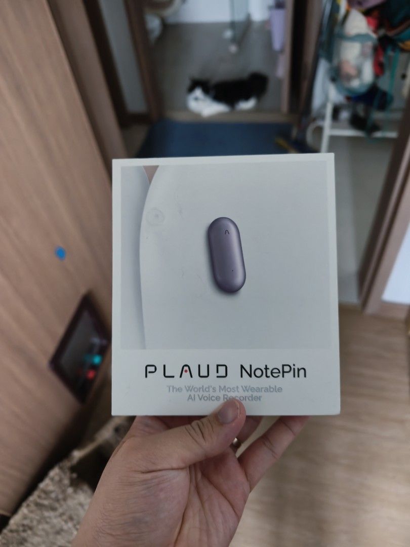 Plaud NotePin - AI Voice Recorder