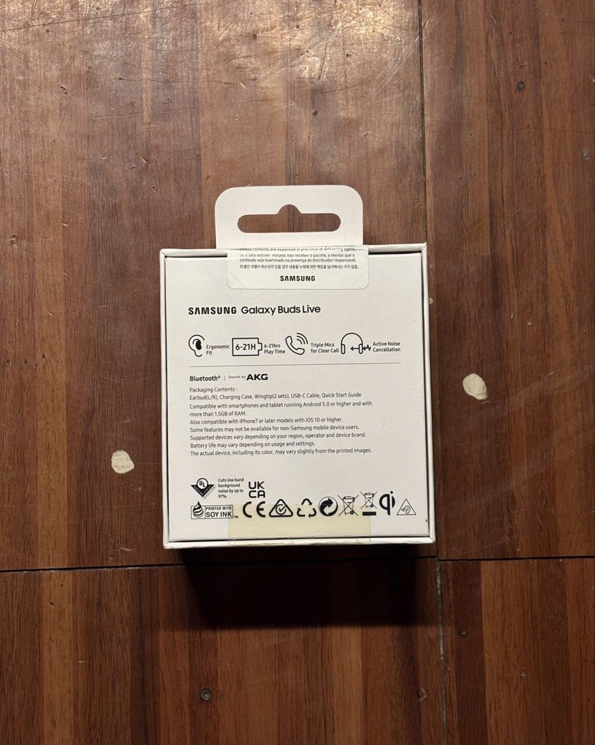 Samsung Galaxy Buds Live (Category: Earphones) located in Manila. Submitted by mau_john (Listing ID 1424580546, Image 2). Description: Bnew Free case Sealed.